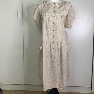 True Vintage Ditsy Floral Day Dress
